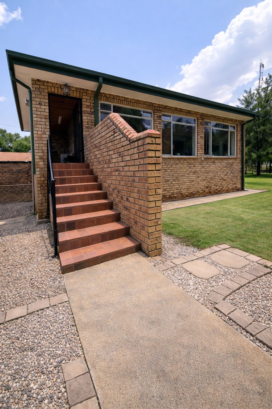 4 Bedroom Property for Sale in Miederpark North West